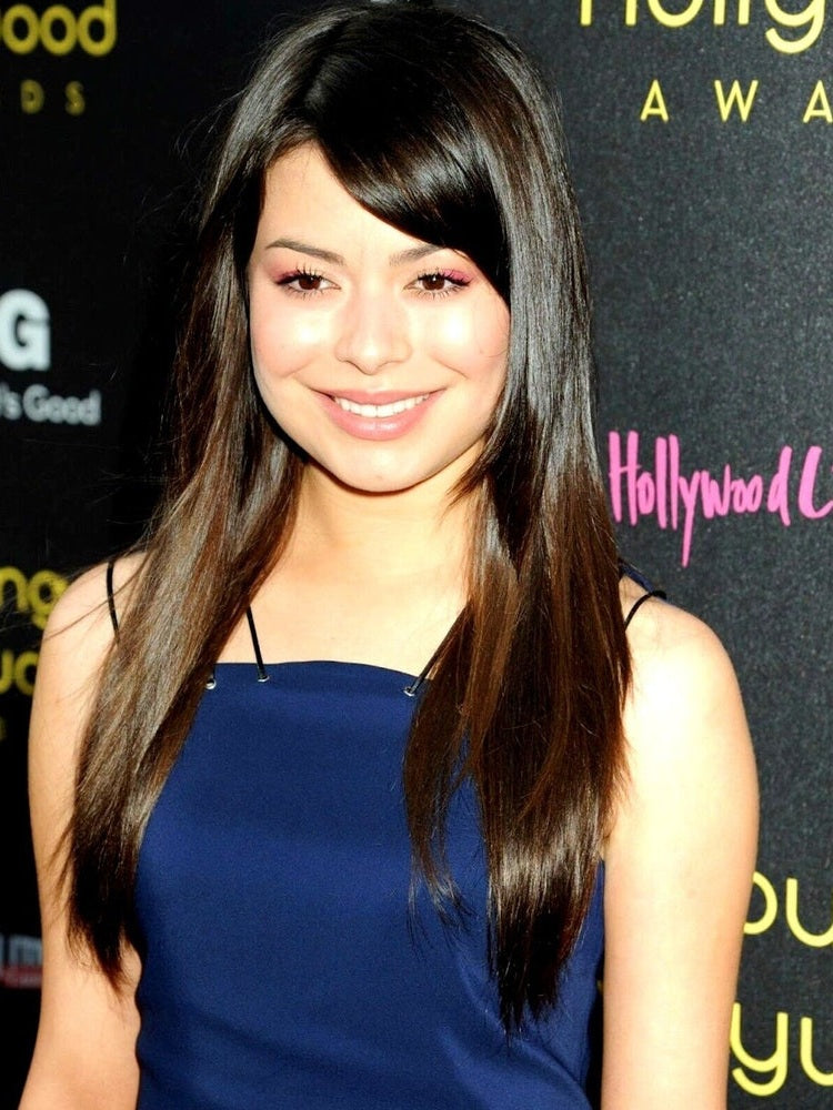 Miranda Cosgrove 8.5 x 11 Candid Color Photograph Art Print Photo Collectibles:Photographic Images:Photographs Style Your Walls